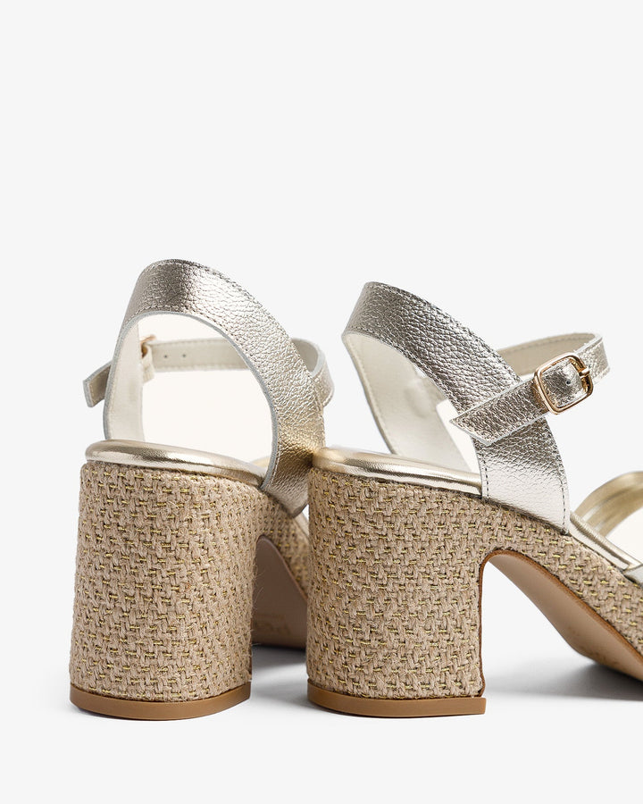 Sandalias Gaia - La elegancia de las formas naturales