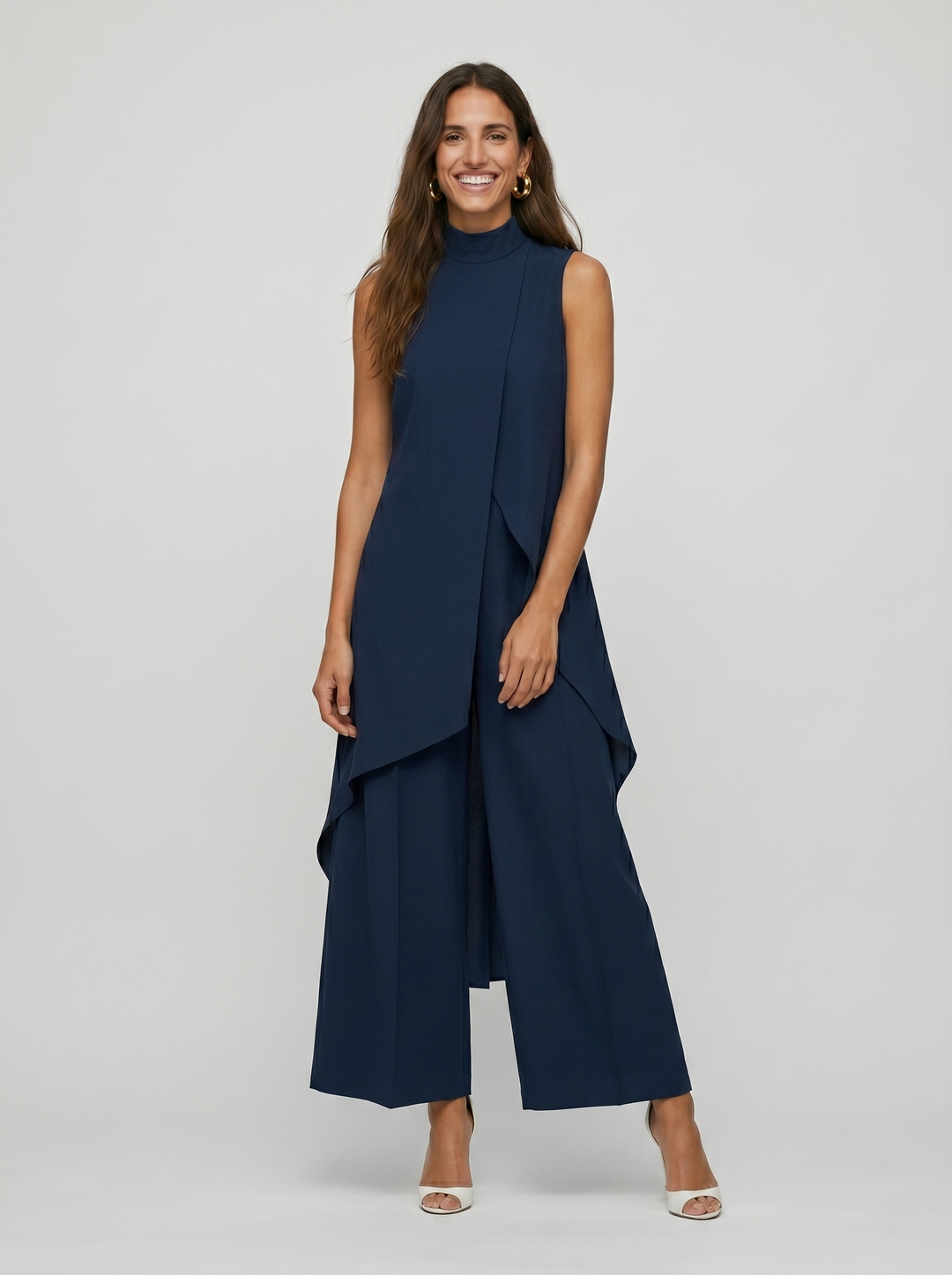 Conjunto Línea Escultural - Elegancia y Fluidez Contemporánea