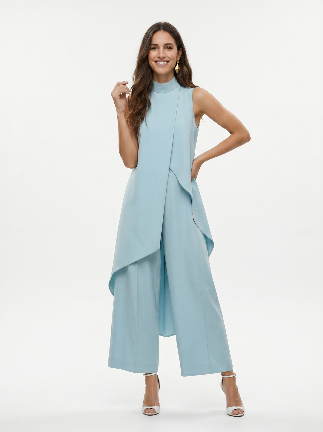 Conjunto Línea Escultural - Elegancia y Fluidez Contemporánea