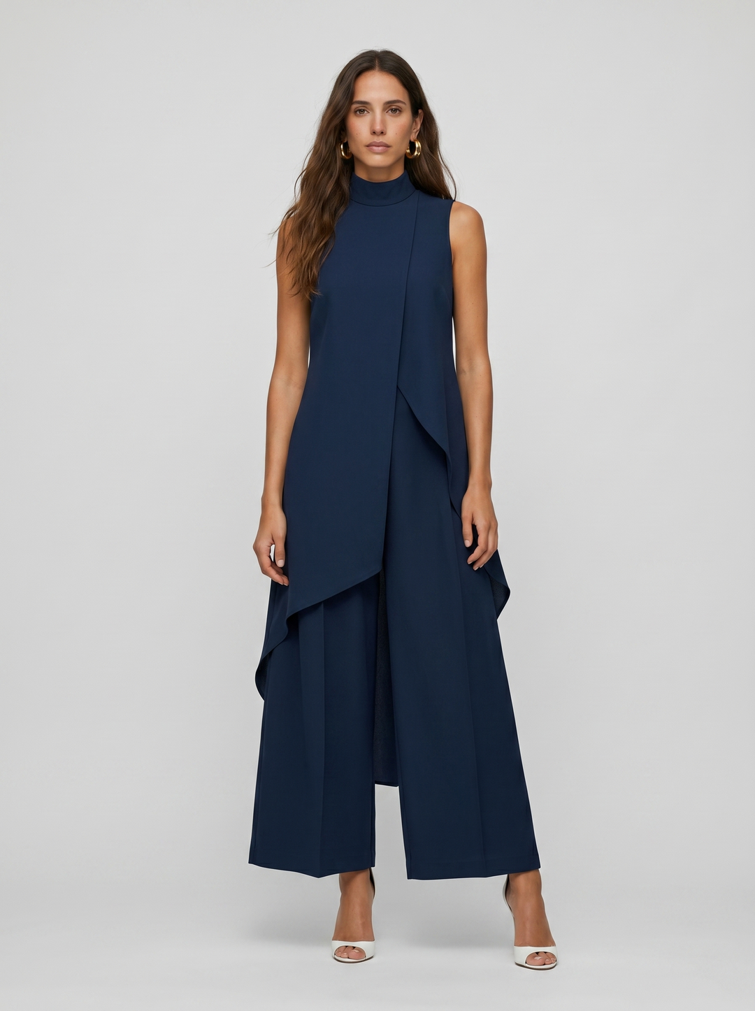 Conjunto Línea Escultural - Elegancia y Fluidez Contemporánea